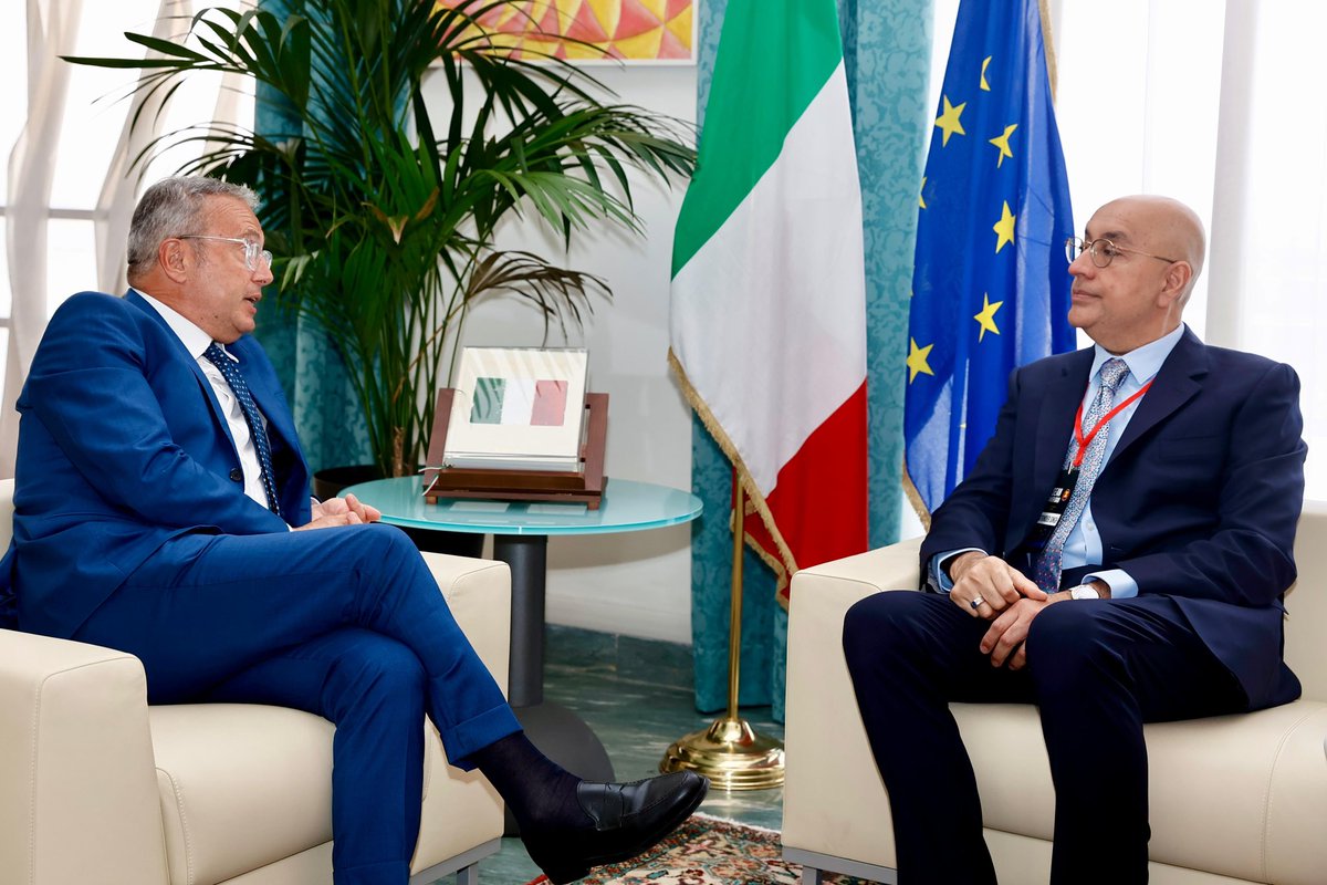 Massimo DellUtri tweet media