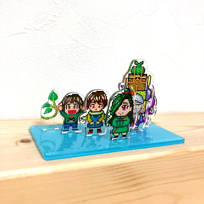 昨日のコミティアで読者さんからいただいたアクスタ見てくれ～～!!すごすぎだろ!?ドットなのたまらん!! キャラひとりひとりの特徴とらえてて、本当にすごい。っていうか上手すぎんか!?くづたまちゃん(雨宮ネコ)がまるで本家。むずかしいネコなのにすごい…。 上手すぎる…なぜ読者なんだ…!?
