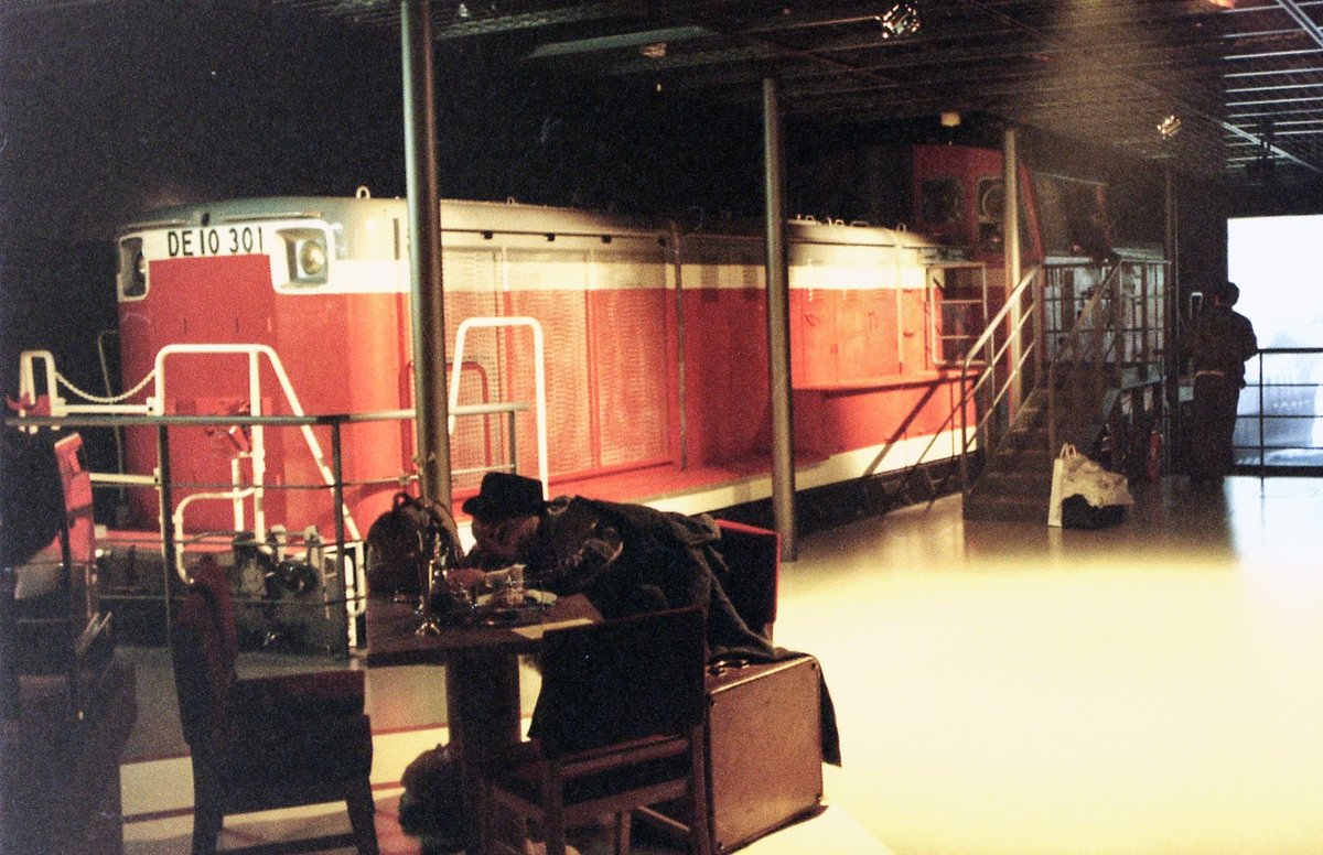 saharin2000's tweet photo. #もう一度撮れと言われても撮れない写真
船の科学館 羊蹄丸の中 https://t.co/DYRNxABL6J