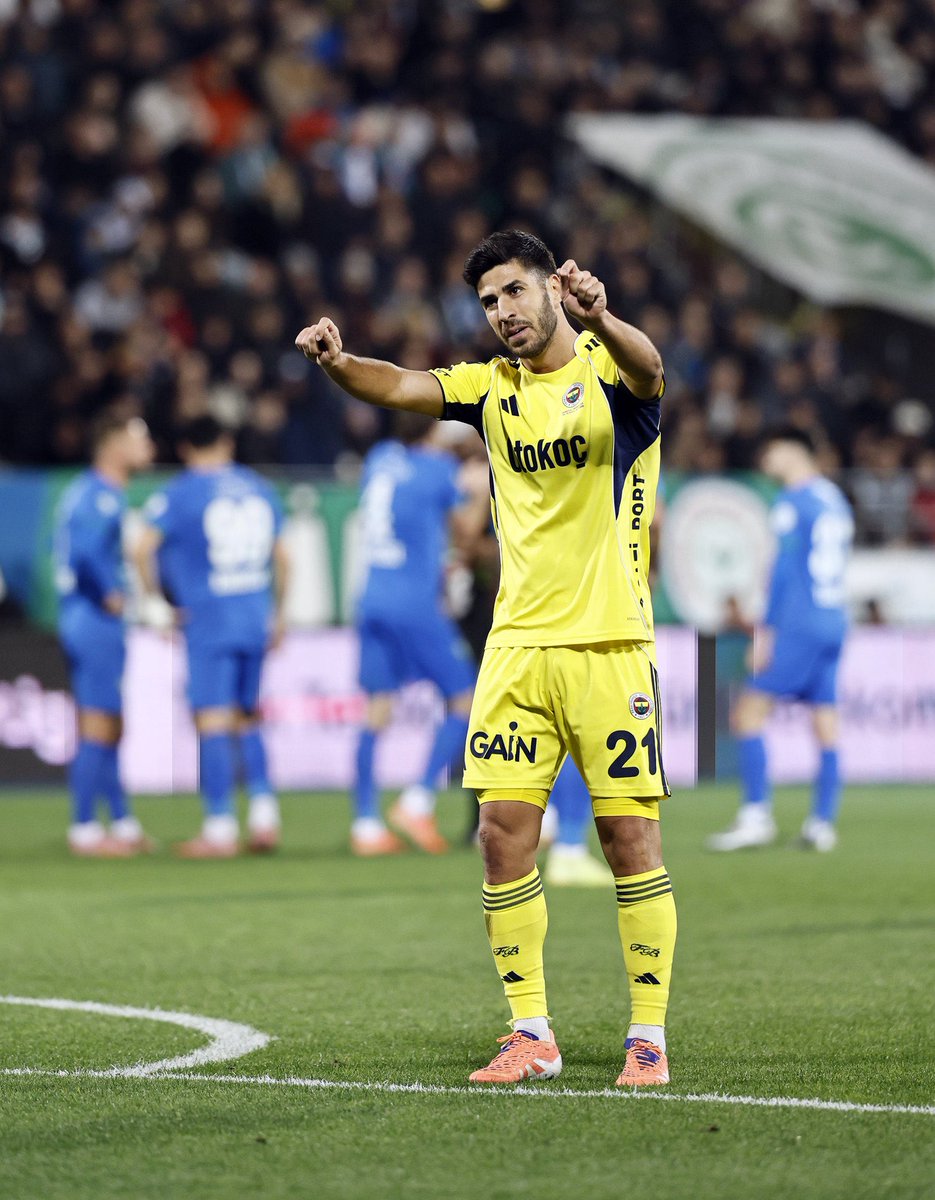 KramponluPisago's tweet photo. Serkan Akkoyun: “Oğuz Çetin 'Takımı Asensio üzerine kurmalıyız' diyor. Aykut Kocaman katılıyor.” https://t.co/FbND57DQY6