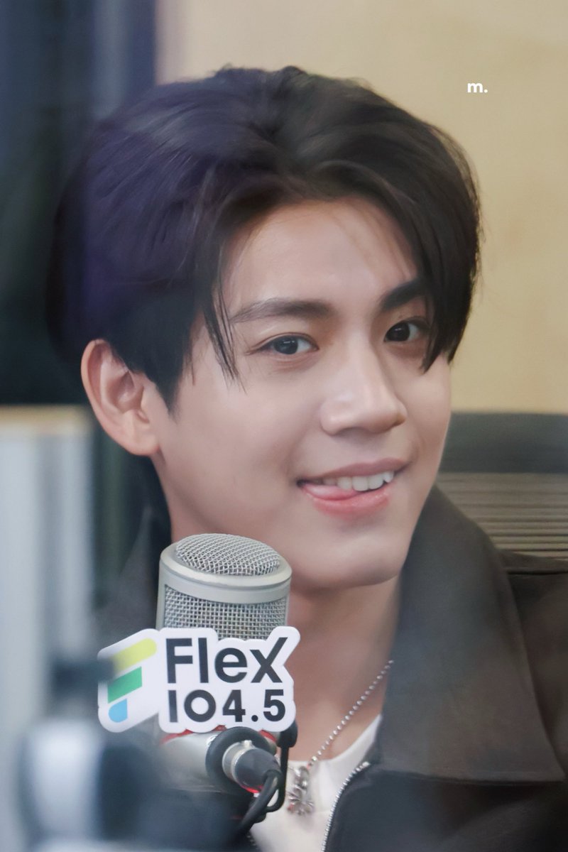 m3010x's tweet photo. (🐶) — เจ้าแป๋ววว บ้อกแบ้กกกก~ 🫳🏻 @almondsleepp 

#Flex1045xWhenOrangesFall
#Almondbabybigboy https://t.co/BPgXI2FCMG