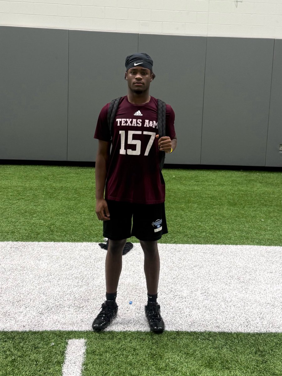 QuintonRock8's tweet photo. #AGTG 
Thank you Coach @Darius_joiner24 for the opportunity and feed back.
I went out and dominated the @AggieFootball camp 
@CoachGriffGHS
@GTEagleFootball
@CoachLoucksGHS https://t.co/y0sQFP03hZ