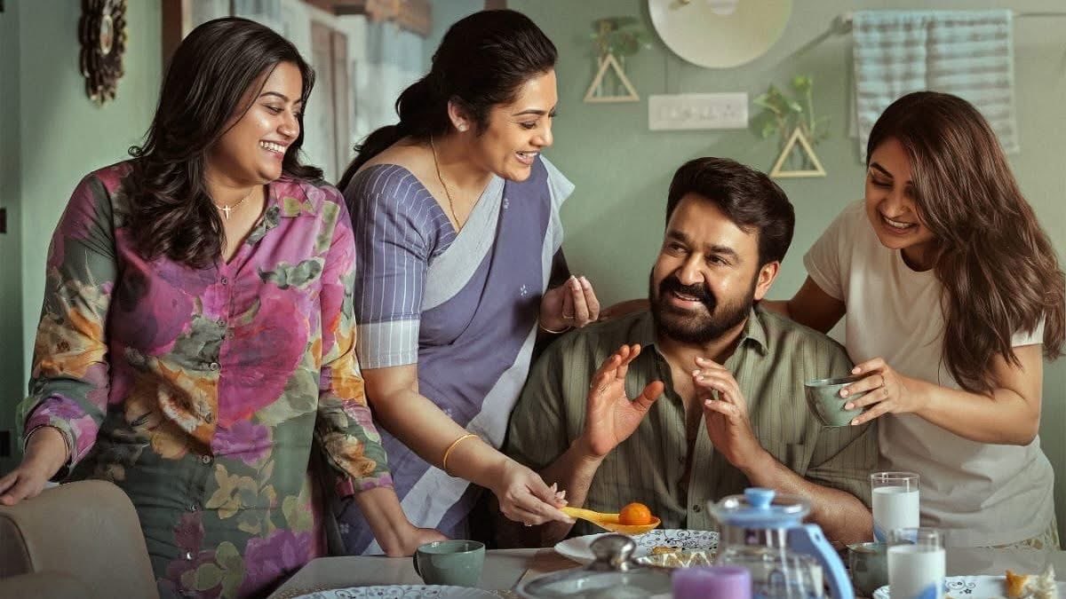 AbGeorge_'s tweet photo. #Drishyam3 18 Days Worldwide Box Office Collection —

Kerala ₹86.25Cr
Rest Of India ₹37.52Cr

Overseas
Middle East $6.47M
North America $1.97M
UK Ireland $1.42M
Australia  $720K
New Zealand  $156K
Rest Of World $693K

Overseas Total $11.43M - ₹109.15Cr

Total Worldwide Gross ₹232.92Cr 

BLOCKBUSTER 🔥🔥🔥

@Mohanlal