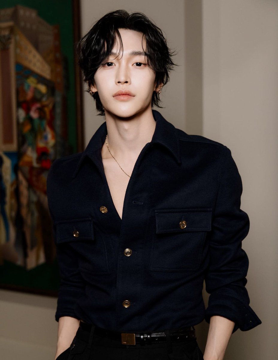 airryguri_'s tweet photo. ป๋าไม่เคยตายกล้องเลยอะ หล่อกินใจ หล่อแบบทรมานหัวใจเกินไป หล่อแบบใจหยุดเต้น แต่กลับมาได้เพราะโต้งเวนเปนอมตะ https://t.co/Iul6YikAlC