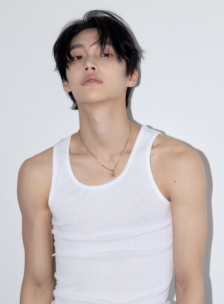 airryguri_'s tweet photo. ป๋าไม่เคยตายกล้องเลยอะ หล่อกินใจ หล่อแบบทรมานหัวใจเกินไป หล่อแบบใจหยุดเต้น แต่กลับมาได้เพราะโต้งเวนเปนอมตะ https://t.co/Iul6YikAlC