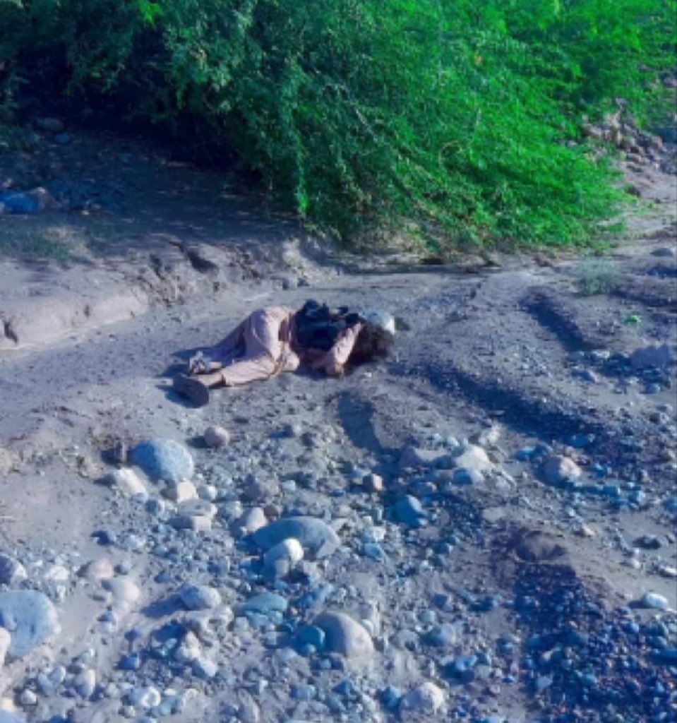 ABhashmi_'s tweet photo. Pakistani security forces have killed 12 Fitna tul Hindustan BLF terrorists in Nal area of Khuzdar in a counter operation.
Sadly one FC soldier attained martydom while trying to defend baloch people against Indian backed terrorists. https://t.co/EQASWvXHfm