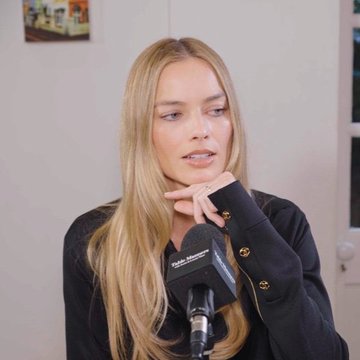 SebTheProgramer's tweet photo. A lonely and horny house wife J.O.I would be top tier kino from her. https://t.co/lkDQJiQsWz