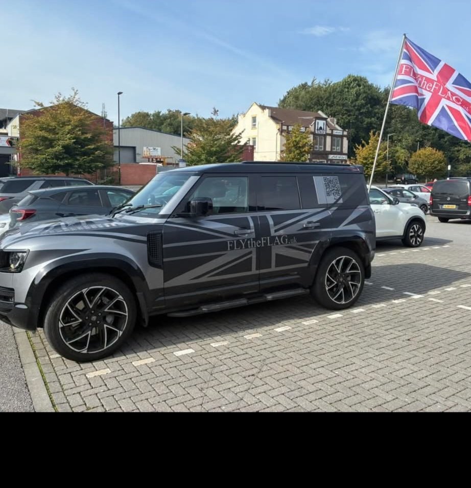SheffTrace's tweet photo. @BritishBastardX @RupertLowe10 @RestoreBritain We, me and my husband, did this for our friend, a big, complicated job, but worth it for @FLYtheFLAG_uk. https://t.co/FmaMsvRKlx
