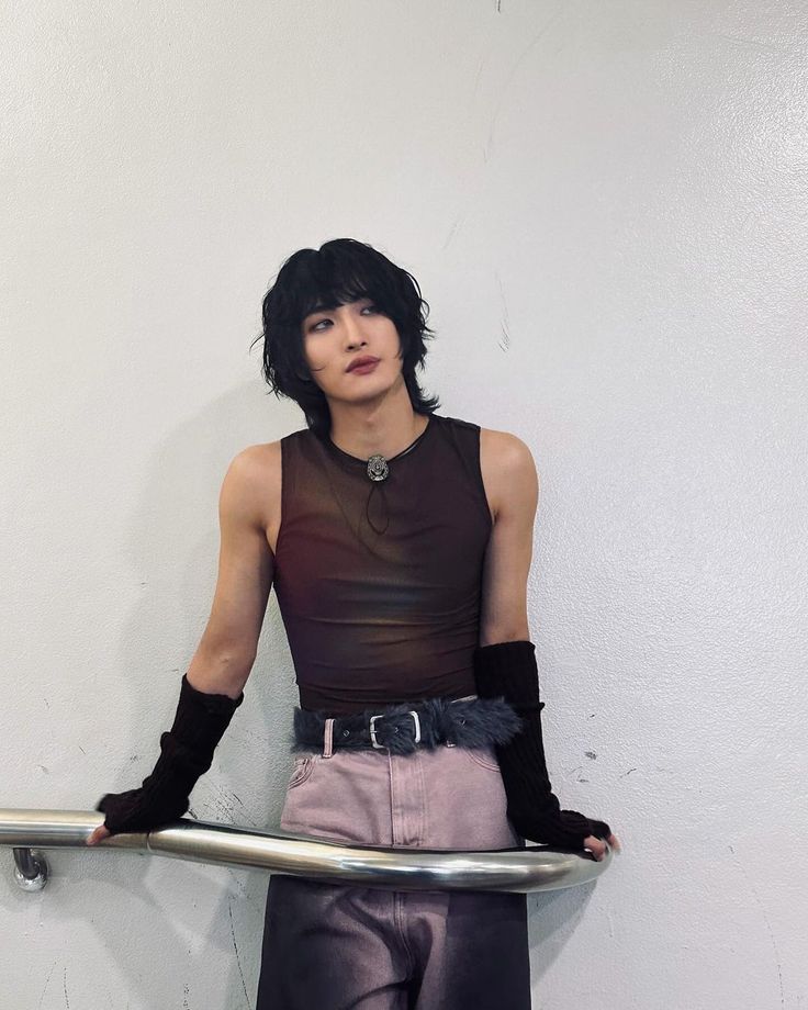 HwaHalaziaa's tweet photo. To whoever keeps putting him in these tight tops TRULY THANK YOU YOURE DOING LORDS WORK https://t.co/adaYAPRXuV