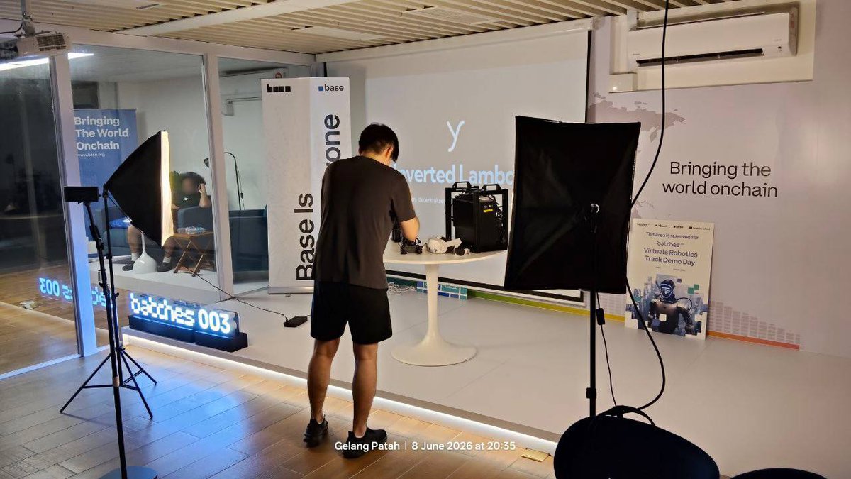 InvLambda's tweet photo. Behind the code, beyond the simulation. 🛠️🦾

Just a peek into the messy reality of setting up hardware loops and fine-tuning the rigs. Big thanks to Tony for grinding through the chaos with us to make this drop happen. https://t.co/o8dqNgXWpr