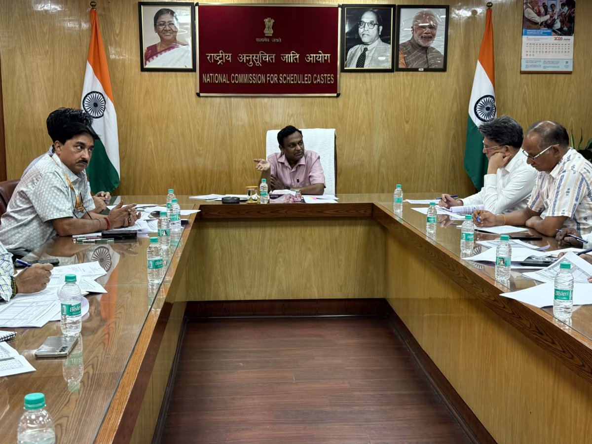 NCSC_GoI's tweet photo. Secretary, National Commission for Scheduled Castes chaired a review meeting with the officers of the Commission and discussed several important issues. #NCSC #article338 https://t.co/iBENBUHP5O
