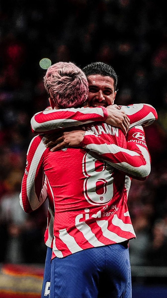 alenaesayan's tweet photo. random photo with rodriezmann: day 35 https://t.co/aIQhC2iAiY