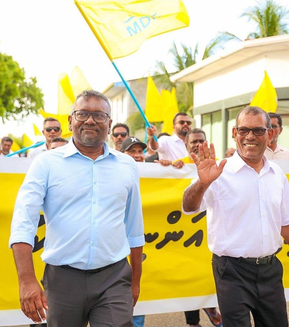 Princeibbe's tweet photo. @faya_i  akee hingaa lehvi dhaane LEADER eh https://t.co/n2caTxdJoV