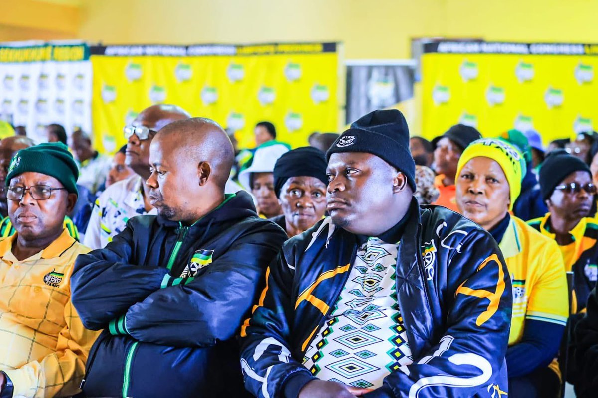 SebopelaFaith's tweet photo. Today, I joined ANC NEC Member deployed to Limpopo, Cde Kgosientsho Ramokgopa, at a Branch Election Teams session in Fetakgomo-Tubatse, Moses Mabotha Civic Hall. The ANC remains rooted in Limpopo and committed to delivering essential services such electricity,water and roads. https://t.co/sMqVe7U987
