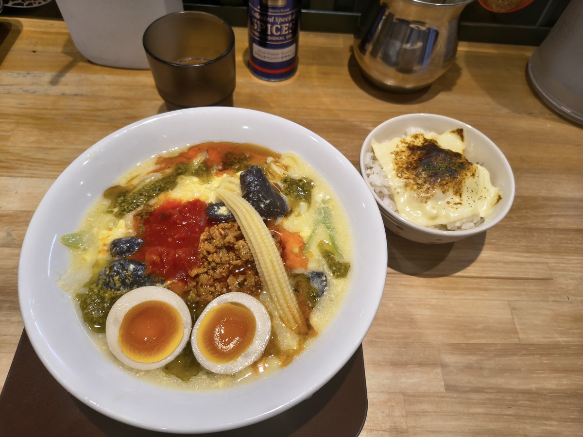 90acid's tweet photo. 136杯目 #ラーメン #らぁ麺おかむら
限定麺 イタリアン サンラータン『いたさん』
お得意パスポート利用 煮玉子TP
いたさん専用ズーチー飯 https://t.co/lulUyxJYL5
