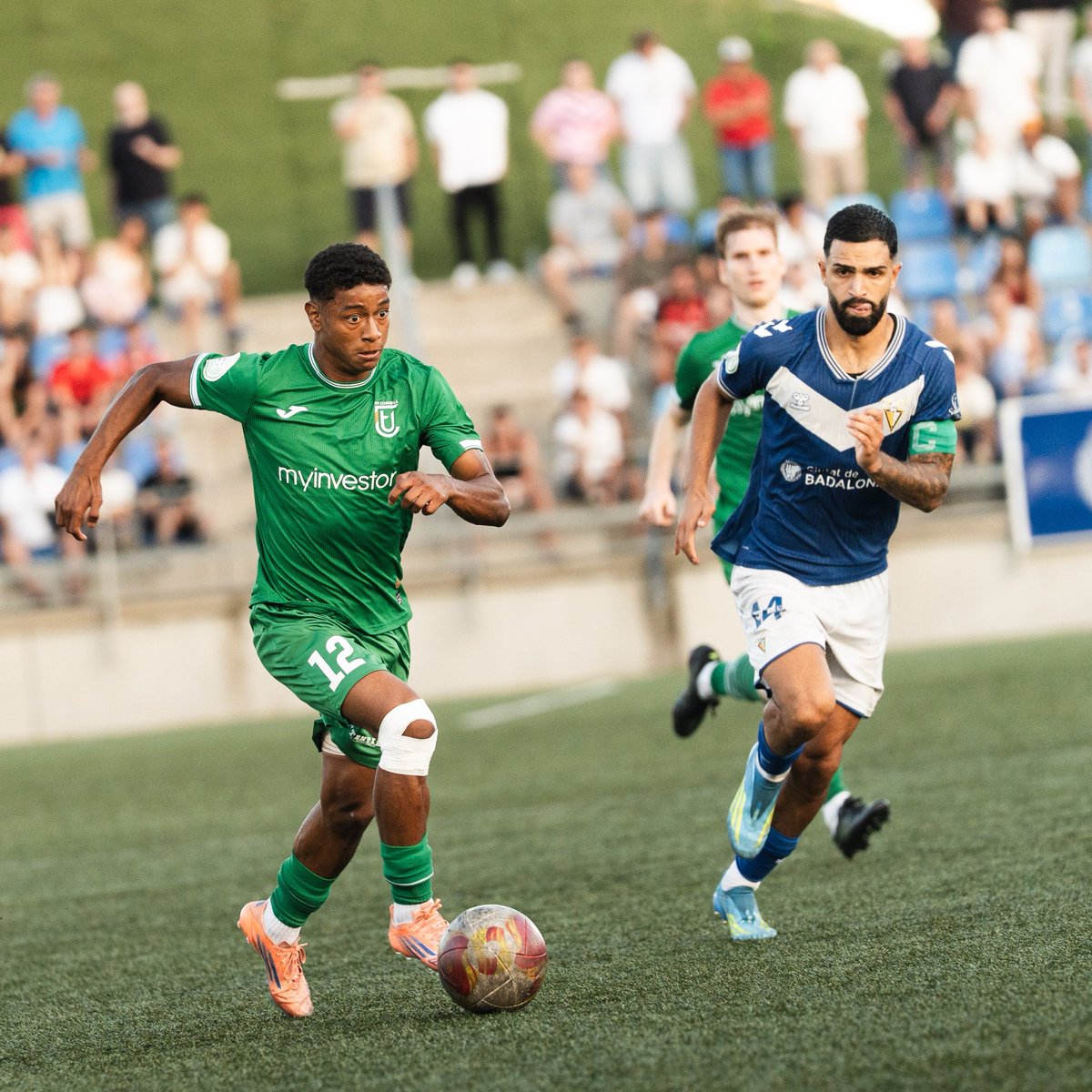 ue_cornella's tweet photo. 📝 CRÓNICA (playoff de ascenso) 

🖊️ Un final agridulce. 

🔗 https://t.co/ddwOj2fzIo
 
#Ambelverdalcor 💚 https://t.co/s16KRt4BYP