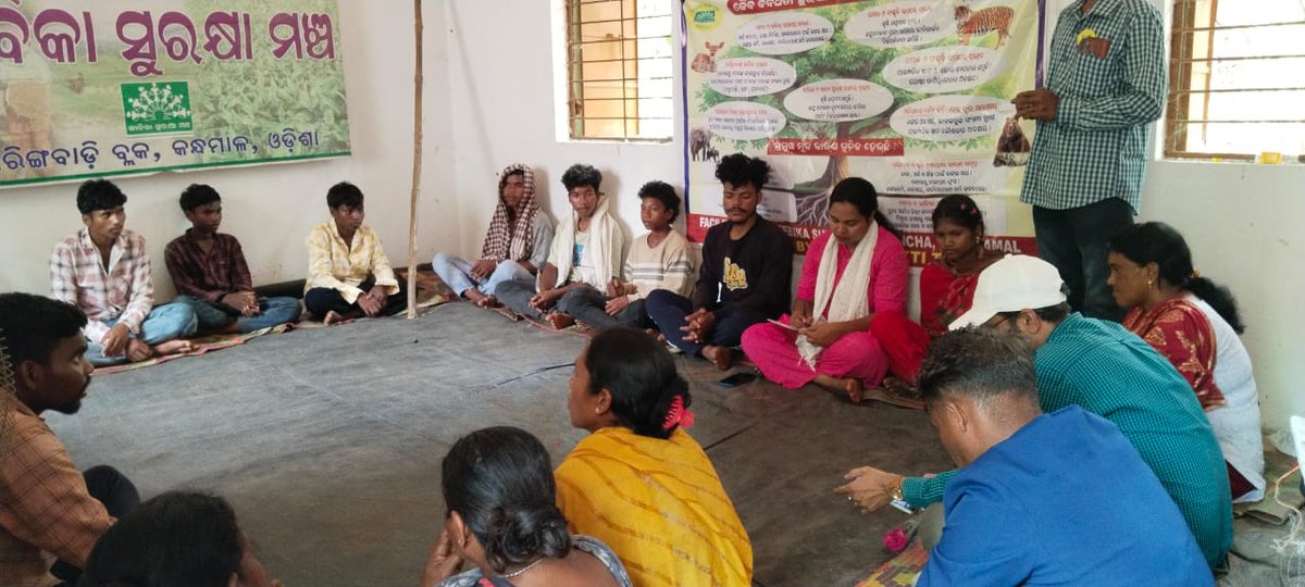 JSMKandhamal's tweet photo. #ସମୃଦ୍ଧ_କୃଷି #ସମୃଦ୍ଧ_ଓ_ଓଡ଼ିଶା 
 କନ୍ଧମାଳ ଜିଲ୍ଲା ପ୍ରତ୍ୟେକ ସମସ୍ତ ଗାଁ ଗାଁରେ 
ଦ୍ୱିତୀୟ ଫସଲ,ଡାଲି ଜାତୀୟ ଚାଷ ଓ ଚାଷୀଙ୍କ ସ୍ୱାବଳମ୍ବନ ପାଇଁ #BrownToGreen ଅଭିଯାନ ବା ସଚେତନ କାର୍ଯ୍ୟକ୍ରମ ଆରମ୍ଭ ହୋଇଛି । 
#FruitsOfHarvest #FarmersDemand #SecondCrop #DalForFarmers #AatmanirbhartaInPulses 
#Malnutrition https://t.co/bi9GFD2a46