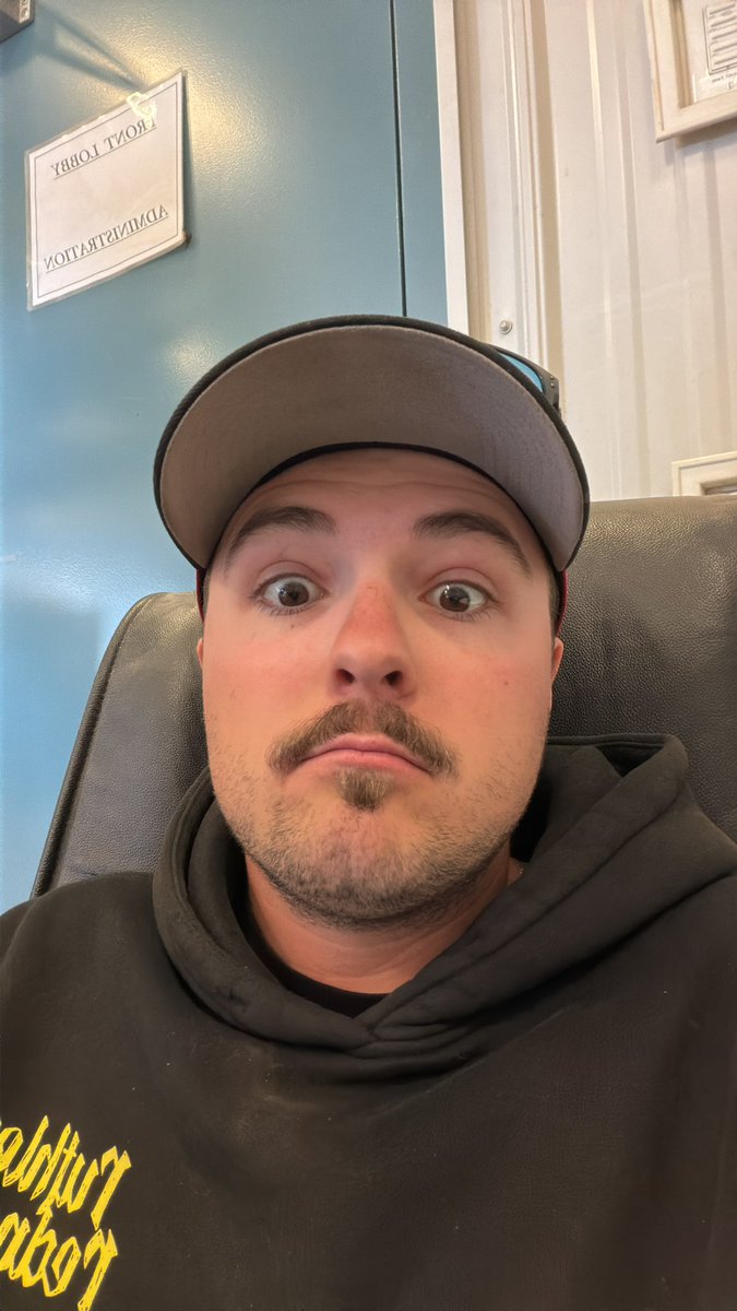 ApolloDyor's tweet photo. Can I get a GM? 

Who else is sick of working their day job just to be rinsed on meme coins??

I know I am… https://t.co/eWG7NW9BCy