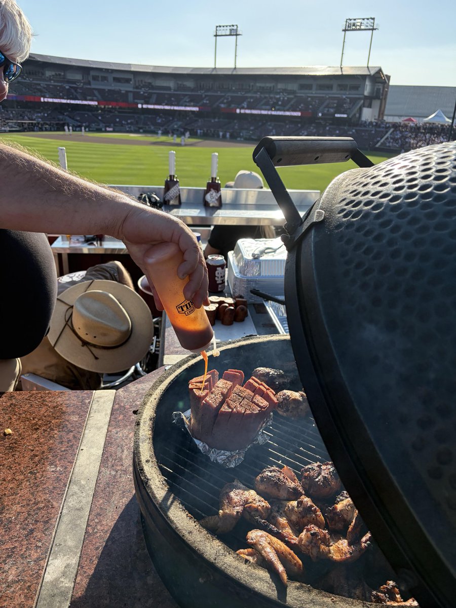 RhubarbBrown's tweet photo. @geoffbeero Season ticket holders are allowed to keep their grills in their section all season long. I don’t expect the European mind to fully comprehend the ingenuity of Starkville Mississippi. https://t.co/qWagMiBCUk