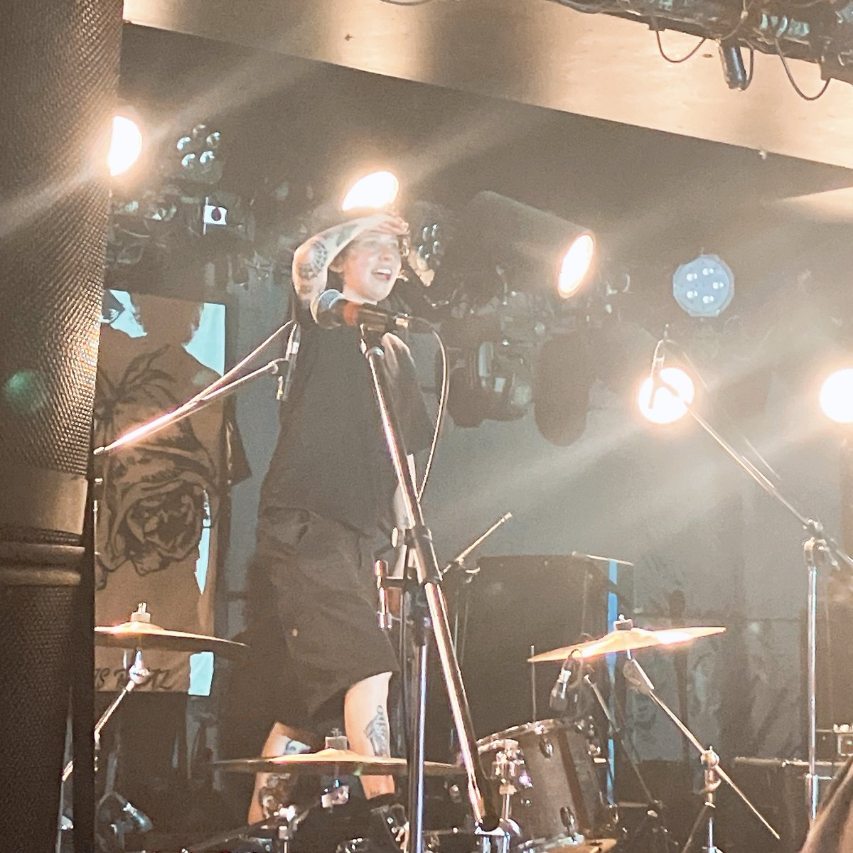 mimi_tinytwins's tweet photo. Life can be tough at times, but your music and powerful messages give me the strength to keep going. Please take care of yourself on your upcoming tour. Thank you for coming to Japan!
#softcult https://t.co/r3hMyOILU5