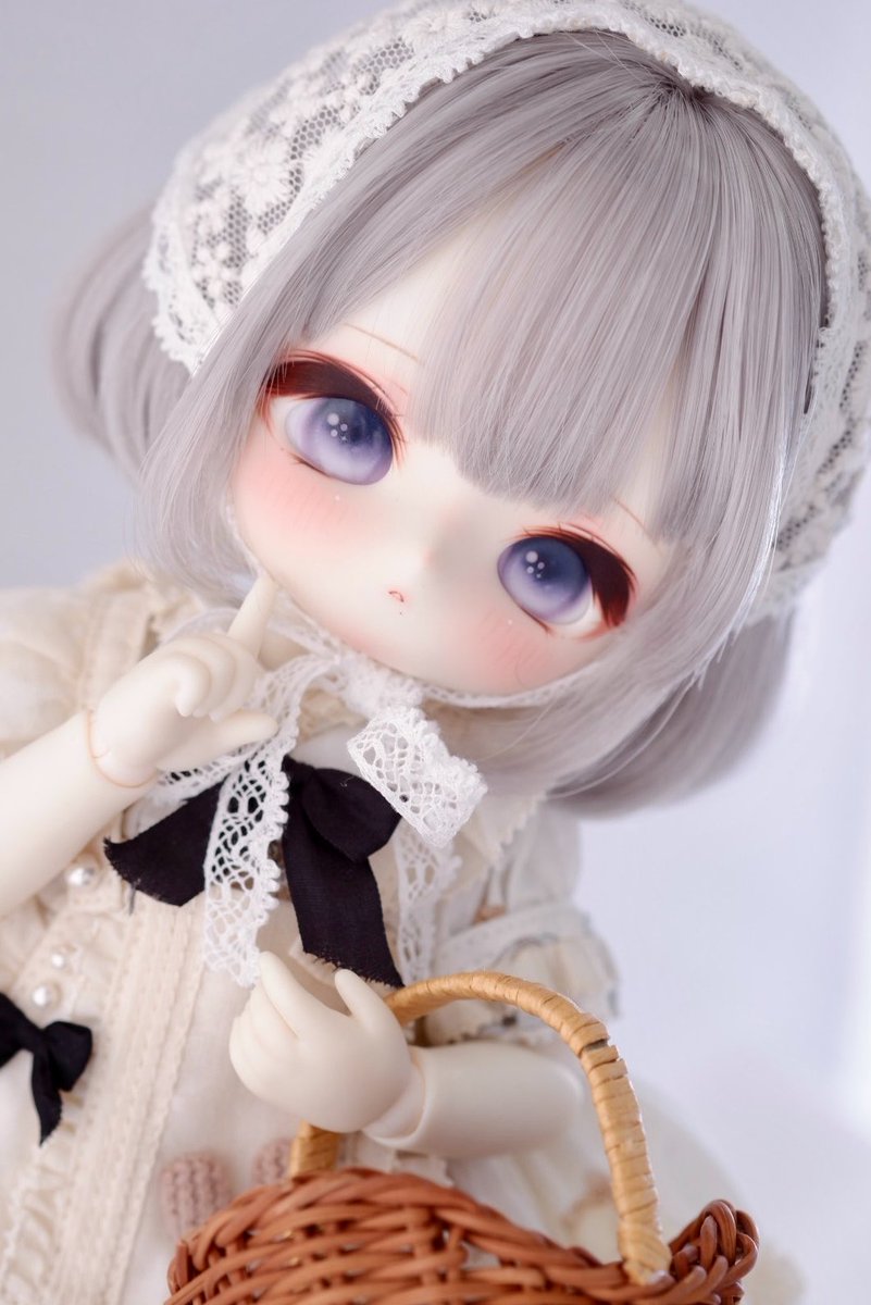 mocha_milco's tweet photo. 忘れ物はないかしら？

(過去作品です) https://t.co/mAH0omg1hC