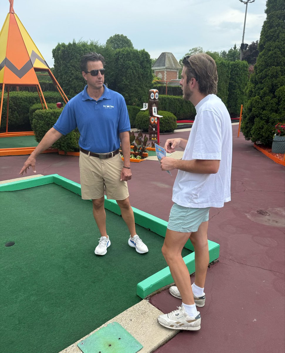 OhioTate's tweet photo. Lucas had me drive an hour to scout a location for an upcoming @StoolAfterDark and I wanted to complain about it, but this place is perfect (and the stream is going to be awesome)

I guess all I can say now is his shorts are egregiously too short. https://t.co/VNBqPRQBNu