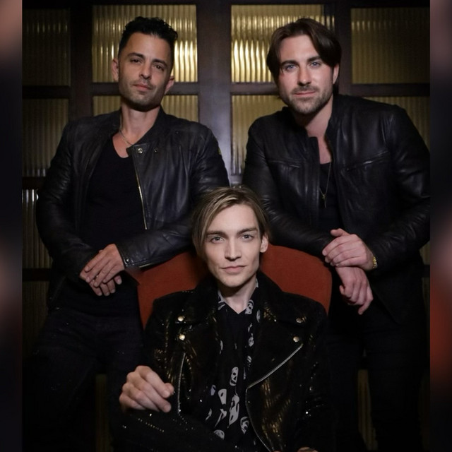 JuanC_Rdgz's tweet photo. 🎵 Happy Birthday Alex Band 🎂🎵 
#AlexBand #TheCalling #HappyBirthdayAlexBand https://t.co/fNABsaq16P