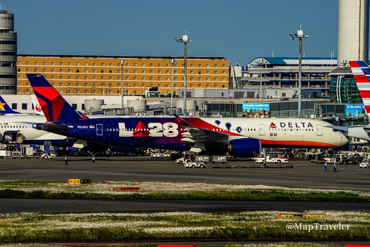 MapTraveler@Aviation tweet media