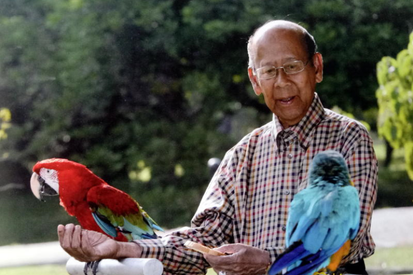 Luqmanap_'s tweet photo. Tatkala ada Sultan lain ada hobi mengumpul kereta mewah dan wanita Eropah, alharhum Sultan Abdul Halim pula terkenal dengan minat akan margasatwa sehingga memiliki zoo mini di istananya. https://t.co/afREDws3sj