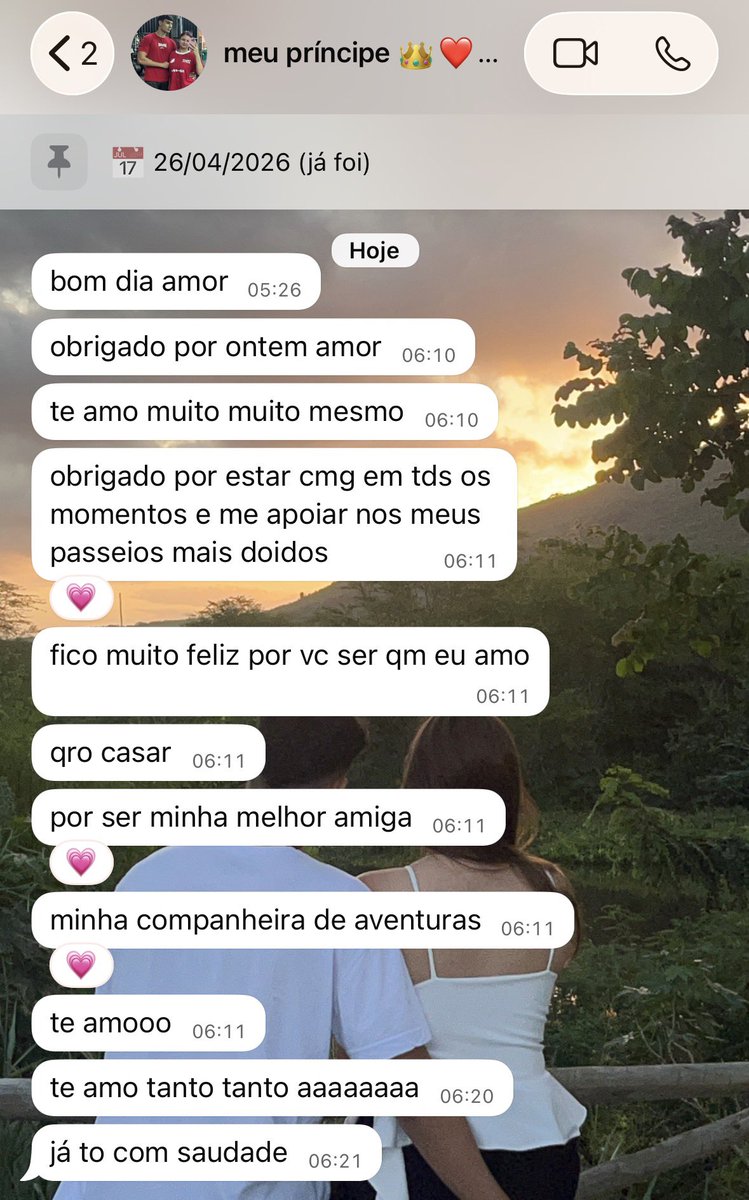 jjongvsr's tweet photo. acho que uma das melhores coisas da vida é acordar com mensagens assim de quem você mais ama na vida :( eu sou tão tão tão tão sortuda! https://t.co/BWGXkIQZhU
