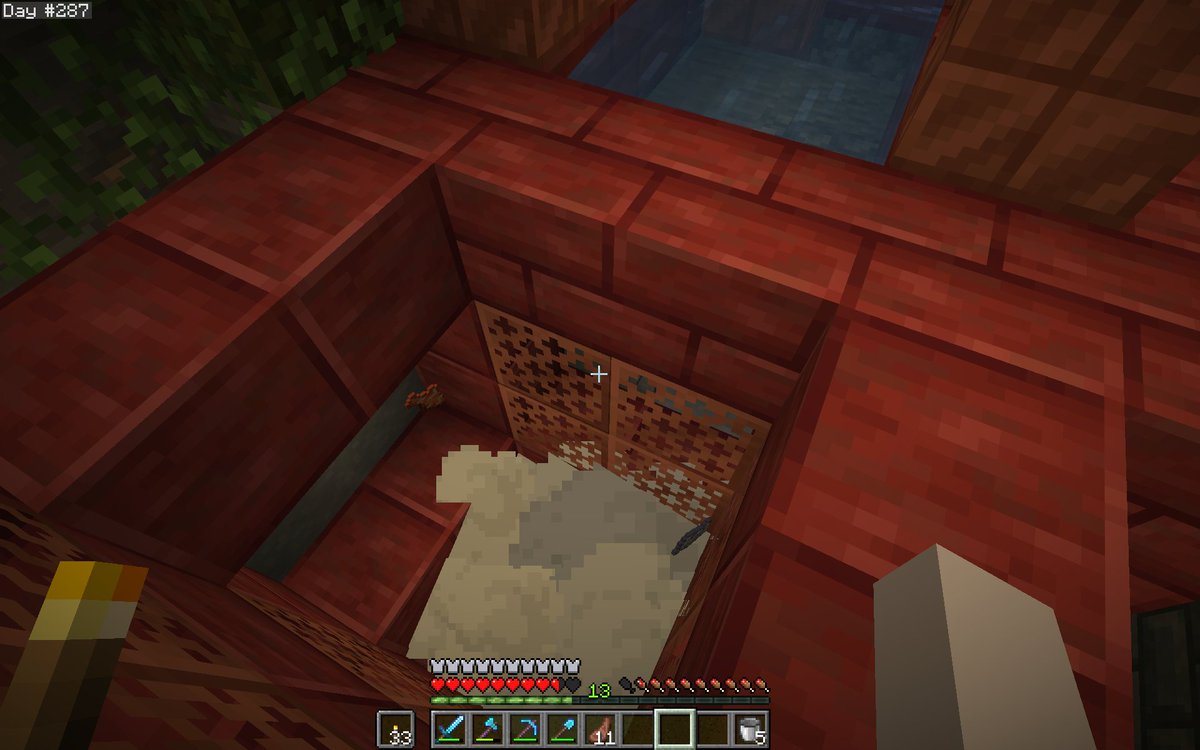 bedwras's tweet photo. so fish are spawning in my elevators https://t.co/PVEsCJED17
