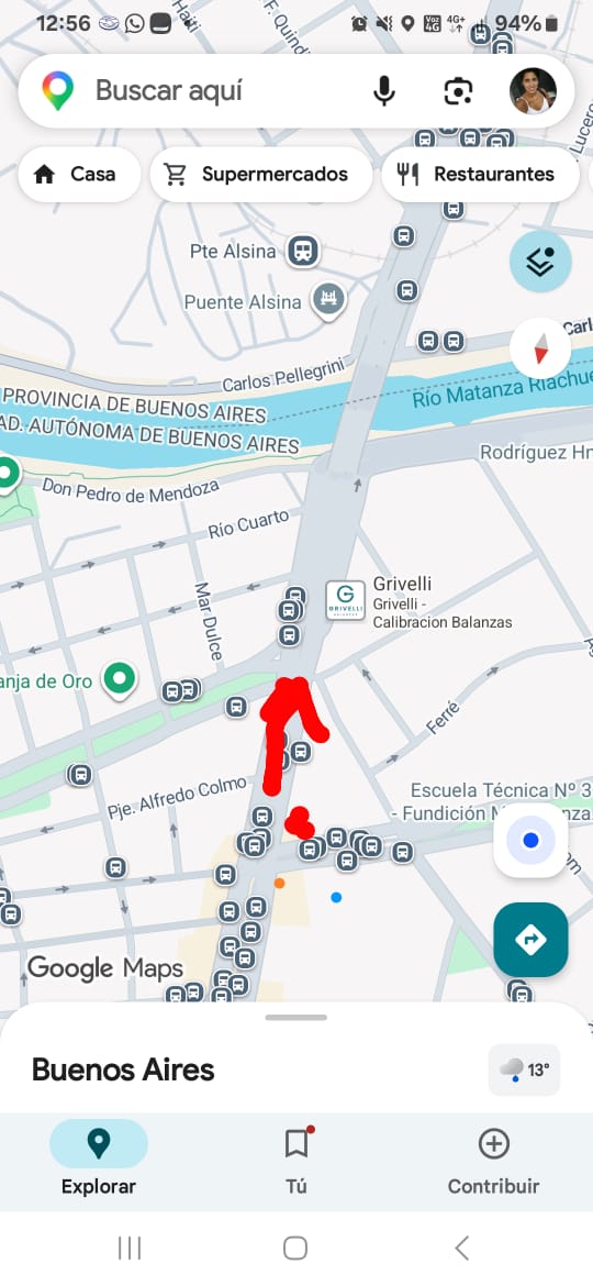 silvilapetro's tweet photo. Está en Pompeya, MUY MAL,  la chica tuvo que irse a trabajar, no pudo contactar a rescatistas, el perro va x Av Saenz hacia el puente. 
Espero que alguien lo encuentre y lo pueda levantar.🙏 https://t.co/yNdEBwph4p