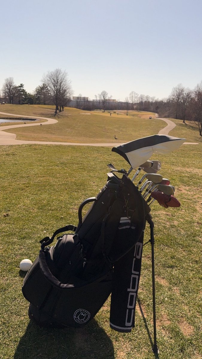 marshall_davidm's tweet photo. @swaggolfco Need covers desperately! Rocking what came with the driver and 3 wood https://t.co/CBYj2XGUjB