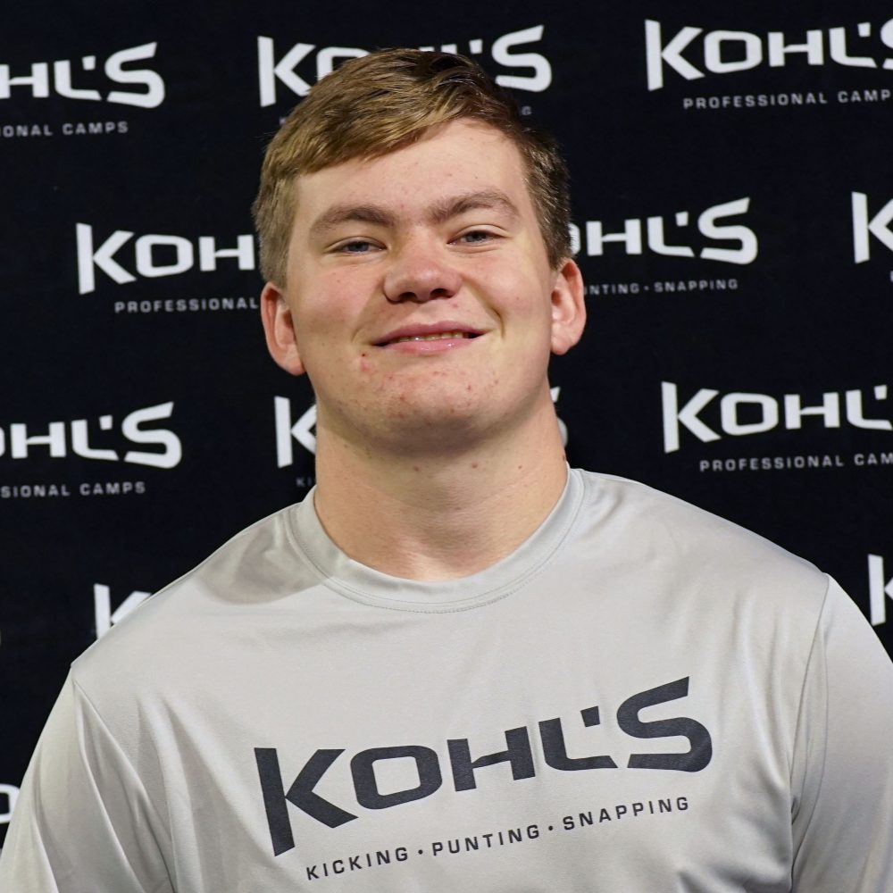KohlsSnapping's tweet photo. The No. 14 ranked long snapper in America for the #KohlsSnapping Class of 2027, Jaydee Lane, has earned an offer from the University of Florida. https://t.co/jbZWKOJxtO