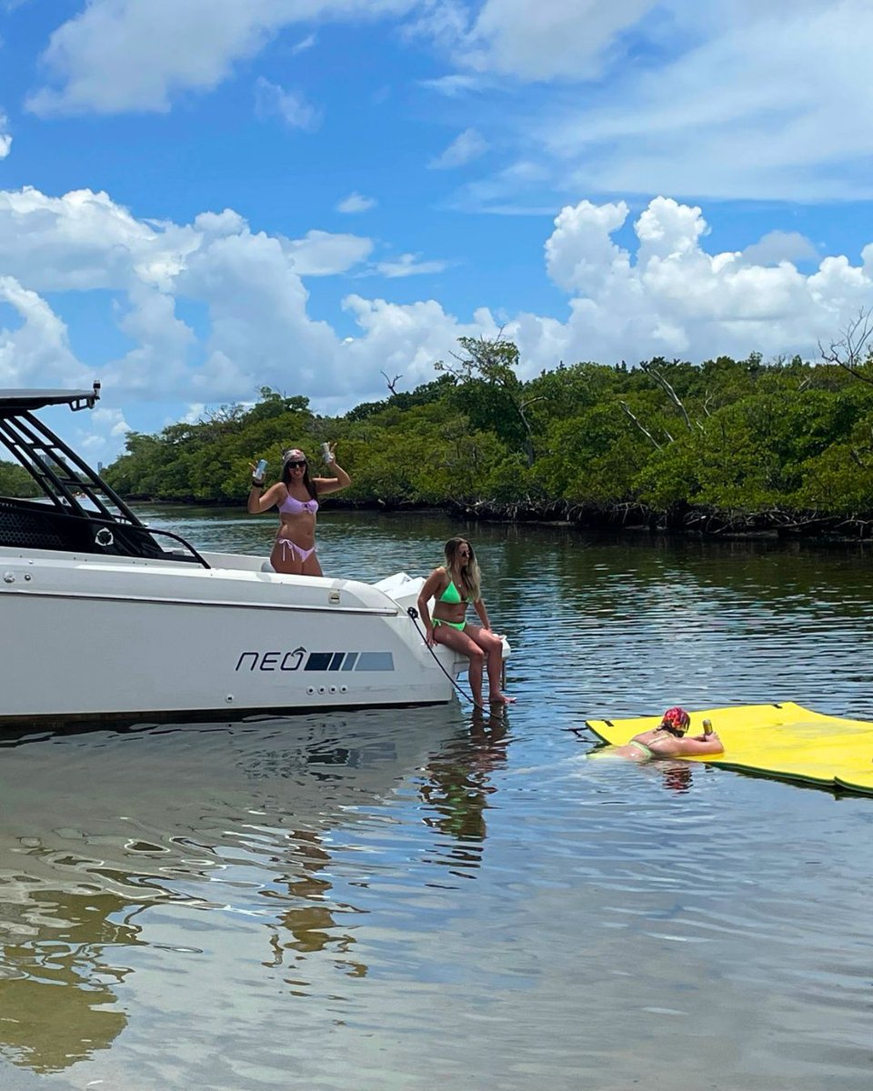 100Pro_us's tweet photo. If you live in Fort Lauderdale and you haven't been on the water yet this summer, we're going to need you to fix that immediately. 🌊 

The city looks completely different from the water and in the best possible way.

Get out there this week at: https://t.co/IF2mpQ6khU https://t.co/32nt3DJ2nX