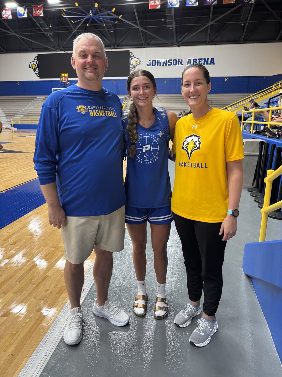 KylieKinner's tweet photo. Blessed to receive an offer from Morehead State University!! Very grateful for this opportunity! Thank you Coach Jackie and Coach Cann!💙💛 https://t.co/LuNea7ZQ6Q