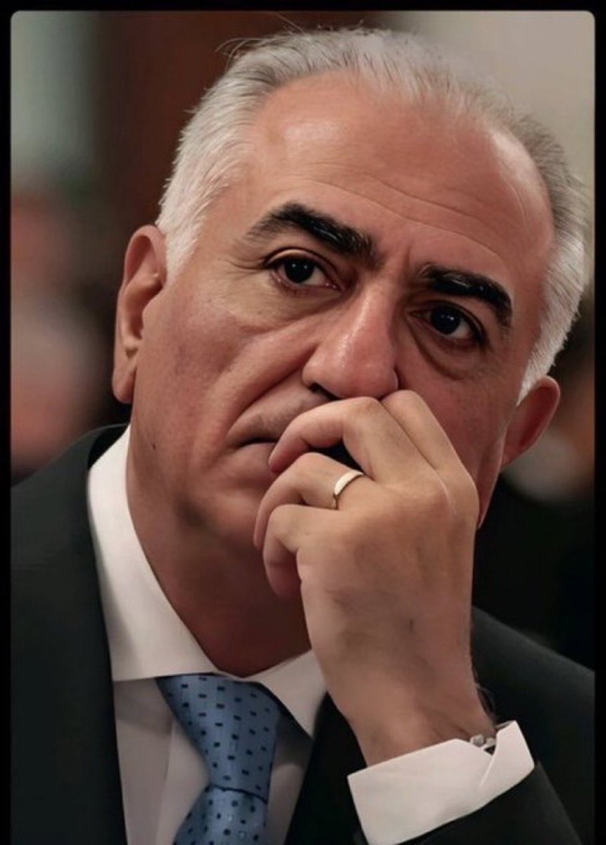 HolyStarBB's tweet photo. @PahlaviReza @HichkasOfficial Long Live His Majesty Reza Shah The Second 

Pahlavi Means Iran 
Iran Means Pahlavi 

We Will Fight We Will Die We Will Reclaim Iran 
#RezaShahTheSecond 
#JavidShah‌‌‌‌‌ https://t.co/AGR7ViTKaJ