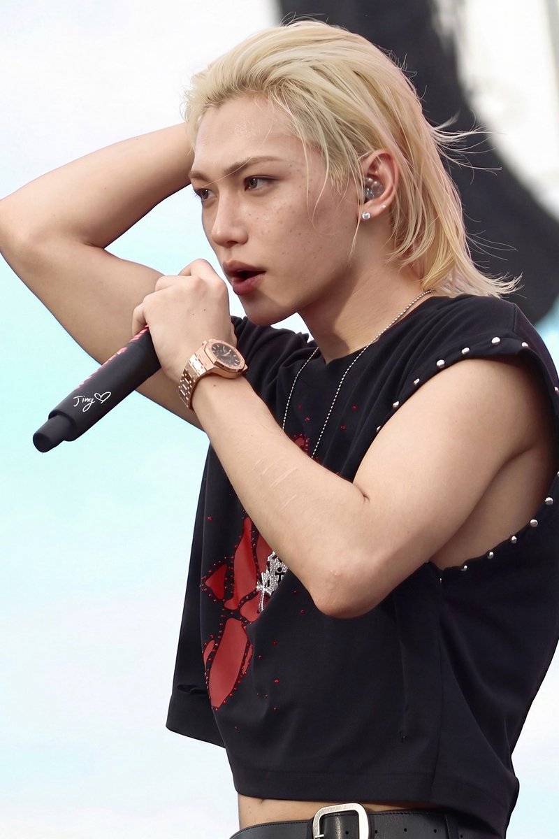 adingnarumi's tweet photo. 260606 |  Gov Ball NYC

❤️🖤❤️‍🔥

#Felix #StrayKids #필릭스 #스트레이키즈
#ピリちゃん #용복 https://t.co/kjlPl8YPKb