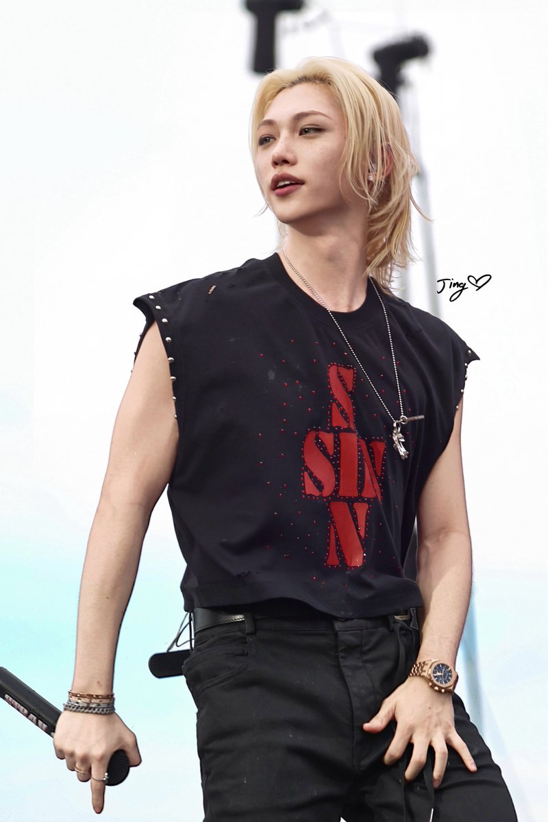 adingnarumi's tweet photo. 260606 |  Gov Ball NYC

❤️🖤❤️‍🔥

#Felix #StrayKids #필릭스 #스트레이키즈
#ピリちゃん #용복 https://t.co/kjlPl8YPKb