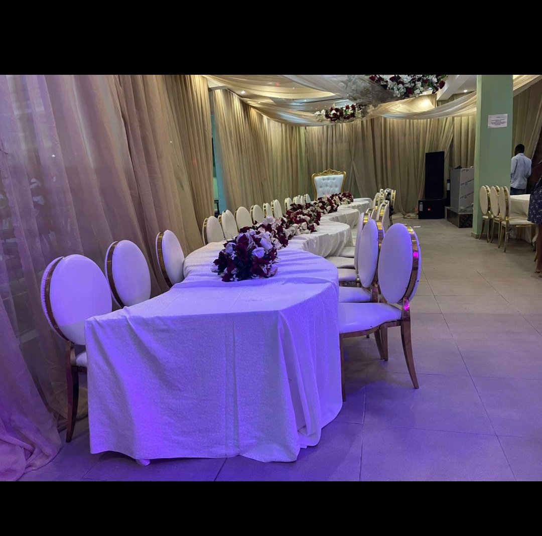 abd_quduz's tweet photo. I rent out different classy chairs, rugs, tables, barricades, Mist Fan, Air conditioning system and more to events at affordable prices.
 ✅ Fast &amp; prompt delivery
✅ Nationwide service
✅ Quality setup for every occasion

Send a DM today 😉 https://t.co/3mdfPPdHde