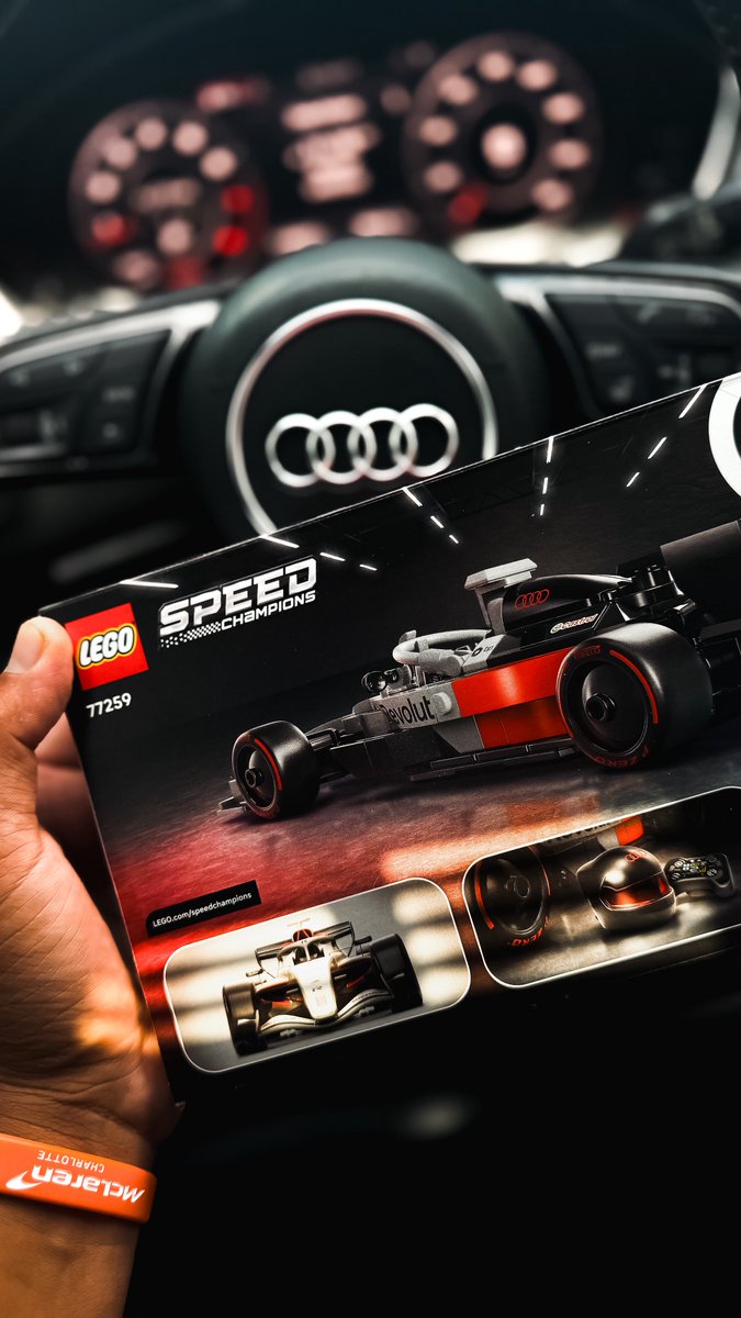 ThisIsFRSH's tweet photo. Finally some Audi F1 merch 👌🏽 https://t.co/cKc79jmRgn
