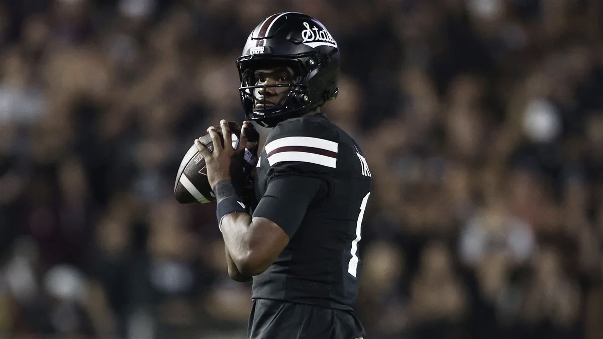 iceyKT1's tweet photo. the countdown has officially begun for the return of the best quarterback in the country! 
89 days and counting!!! https://t.co/8Jp6mEaGYK