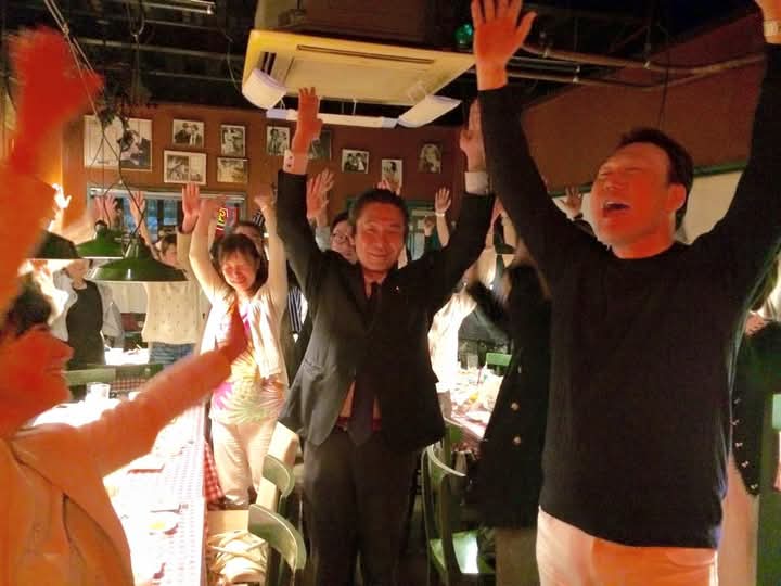 crisisactor_ame's tweet photo. じゃあ伊藤すぐる県議の
当選祝賀会
再掲しとく
#公職選挙法第178条 https://t.co/Of1533DlQs