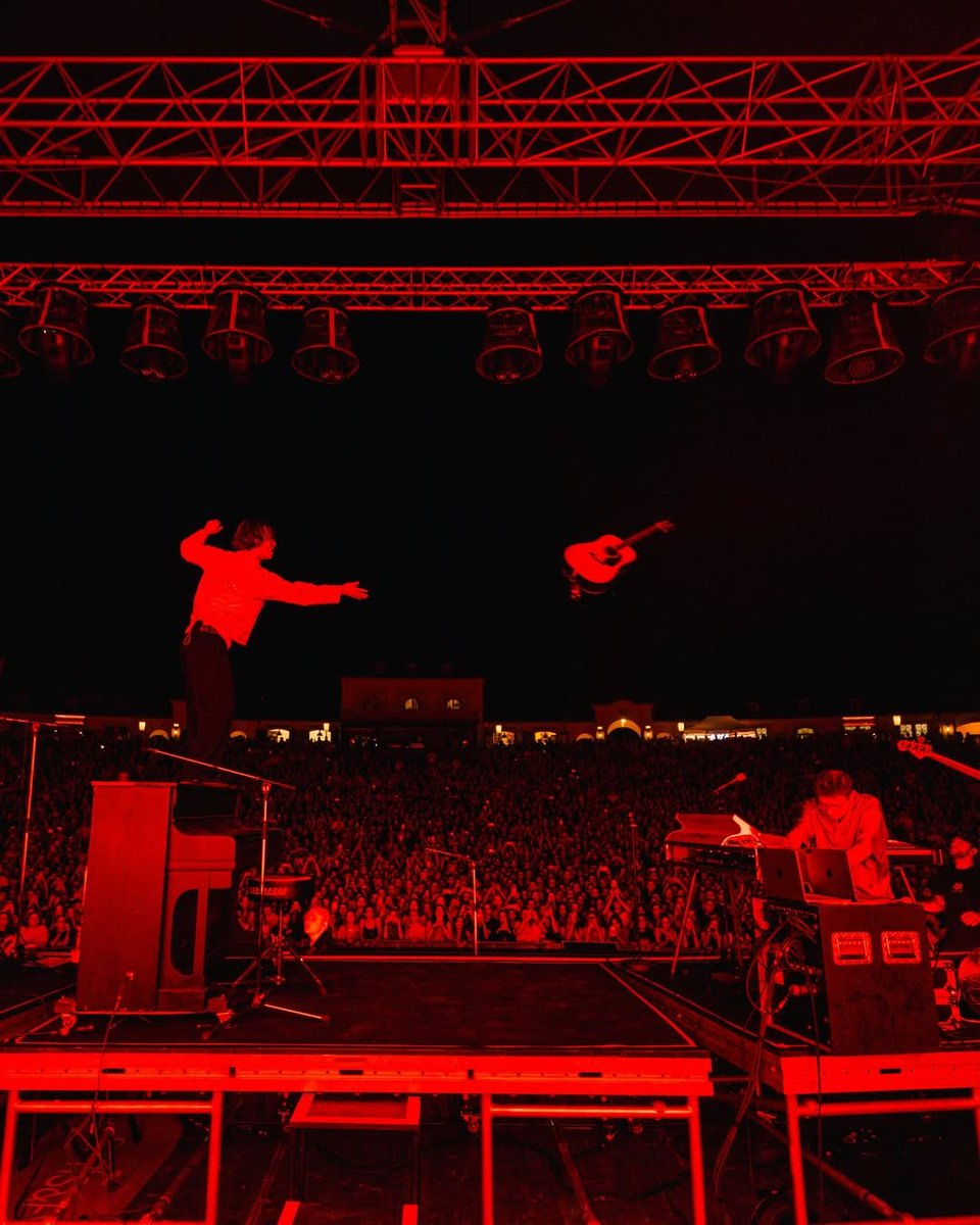 MoveConcertsPE's tweet photo. ¡GIANT ROOKS en Lima!
Desde Alemania, la exitosa banda indie tendrá su primer show completo en Perú el próximo 6 de Diciembre en CCB de Barranco y ni se te ocurra perdértelo!

Entradas en https://t.co/AM4SeSlLzy
25% DSCTO con tarjetas BBVA

https://t.co/uWshOuNRHN

#GiantRooks https://t.co/41cwd8wiPO