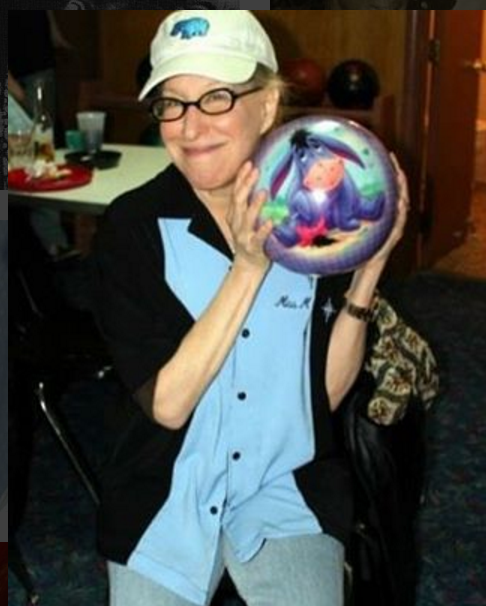 BootlegBette's tweet photo. It's Monday. so that means #Bowling for #BetteMidler on Her #KissMyBrassTour. Letting off a little steam. Also the cutest #Bowler ever! https://t.co/cr76Jp6qUg