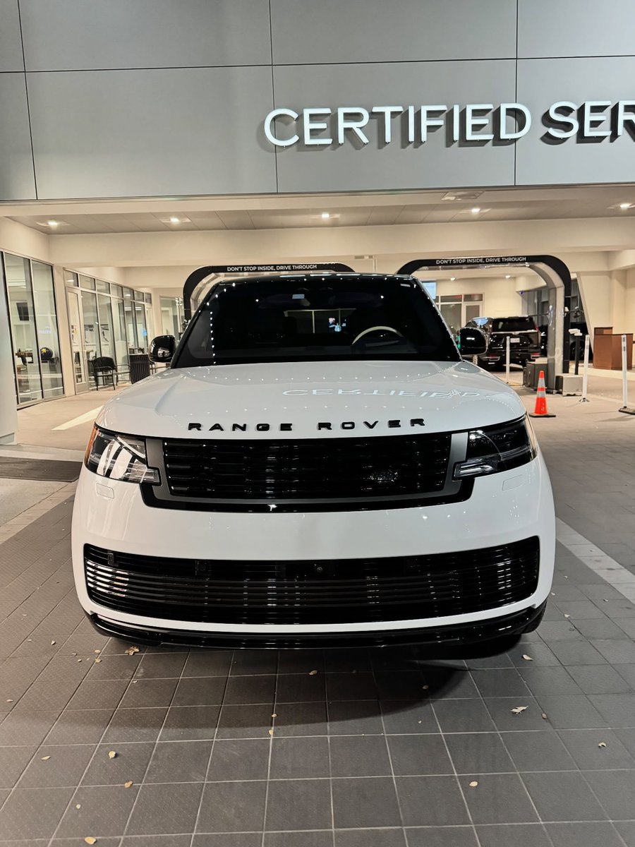 Range Rover SV 🤍