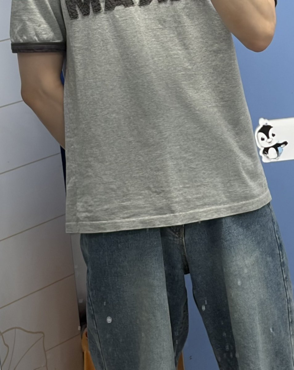u_00_k's tweet photo. 군복입은거 보여줄 사람 https://t.co/wIzzvAayCy