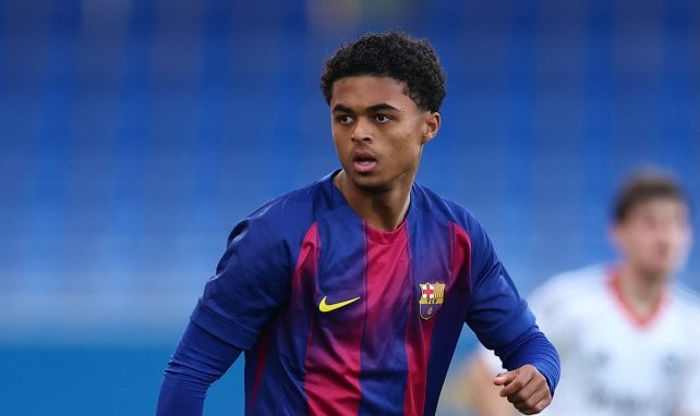 JDBP34's tweet photo. 🔴🔵Shane Kluivert ha recibido una oportunidad de oro. El joven talento de La Masia estará presente en la pretemporada del primer equipo y tendrá la misión de convencer a Hansi Flick de que merece un lugar entre los grandes. 🙌 https://t.co/CfI5xTjl6W