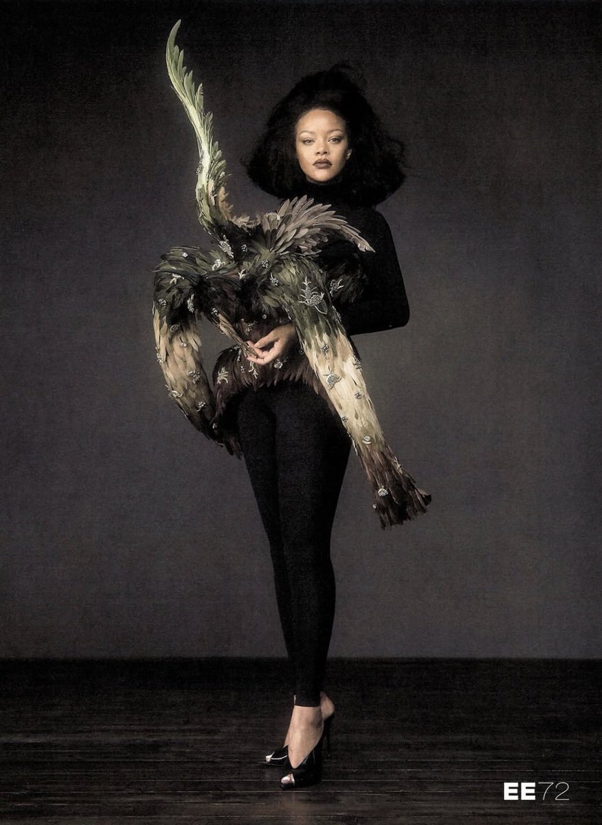 jacquemusx's tweet photo. Fashion’s very best.

Rihanna in Schiaparelli Couture by Daniel Roseberry, shot by Szilveszter Makó for EE72 Magazine!! https://t.co/oaE6kopIBB