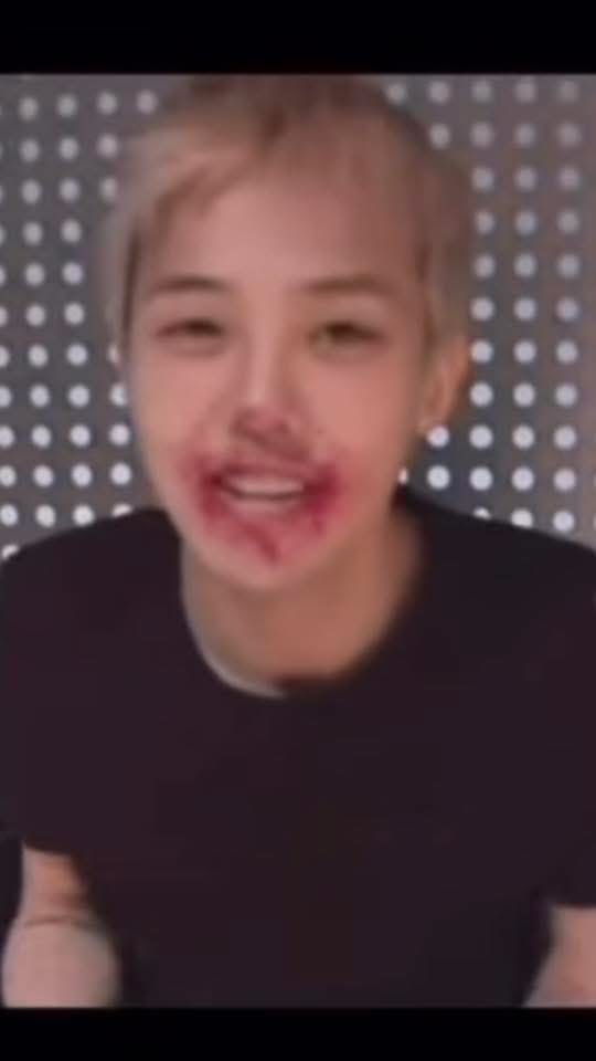 jiyongyaoi's tweet photo. my immediate first thought was not pure of heart please forgive me 🙏 https://t.co/QbW8iN9edY